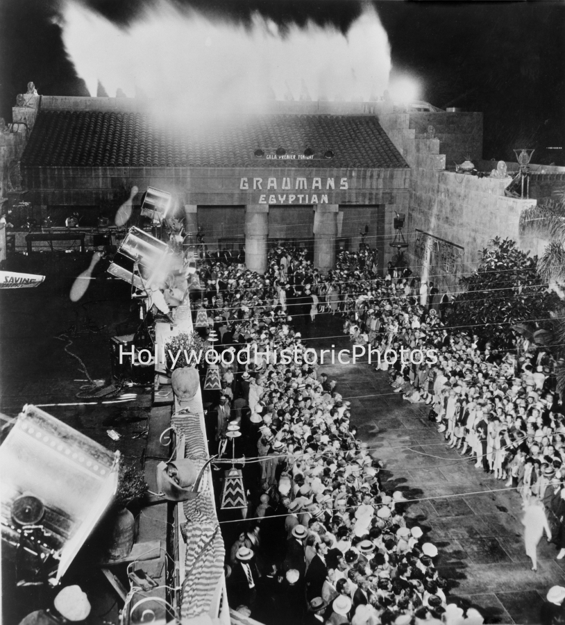 Egyptian Theatre 1926 Don Juan John Barrymore.jpg